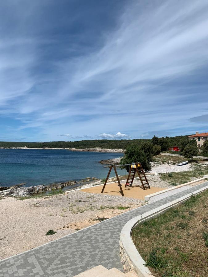 Apartman Viskovic Koromačno Екстериор снимка